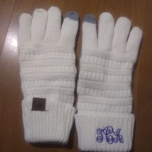 White monogram Gloves initial TAC